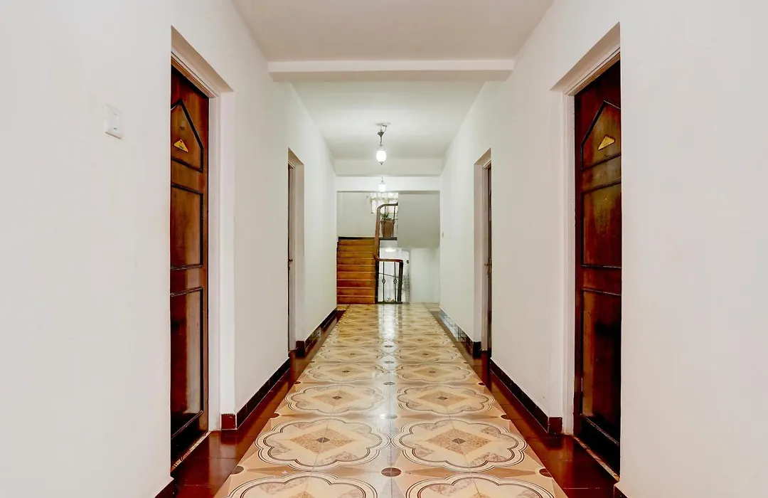 Collection O Majestic Inn-1