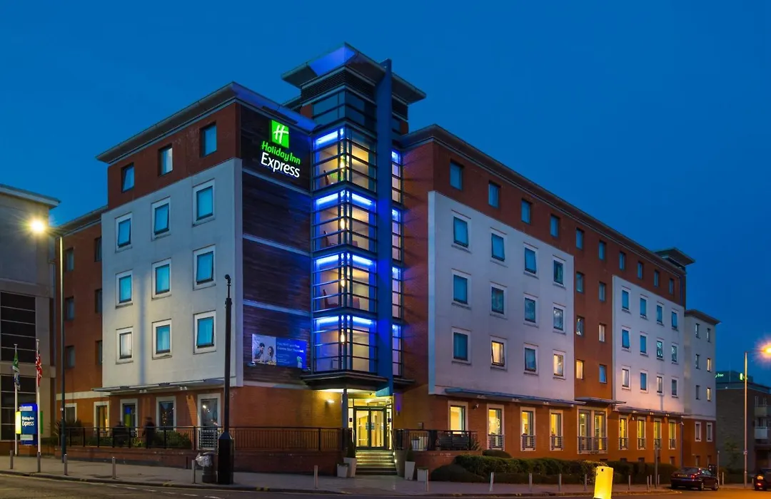 Holiday Inn Express Stevenage By Ihg-1