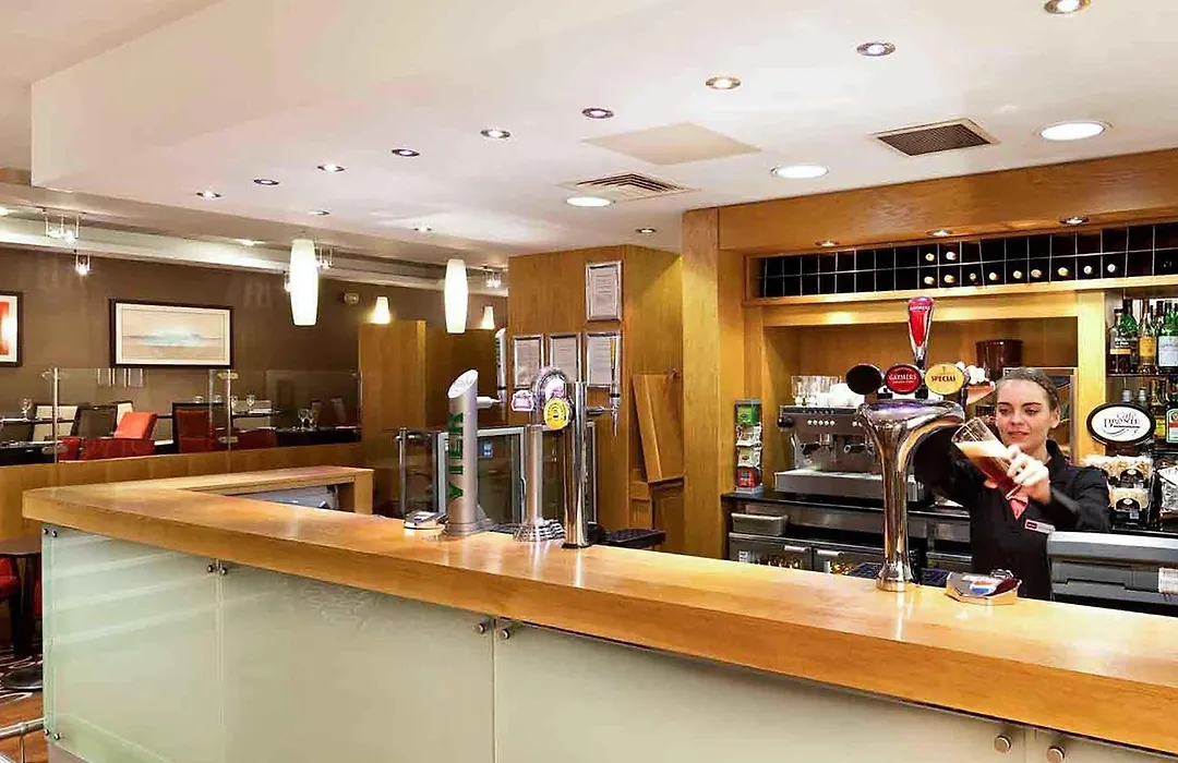 Mercure Glasgow City Hotel-1