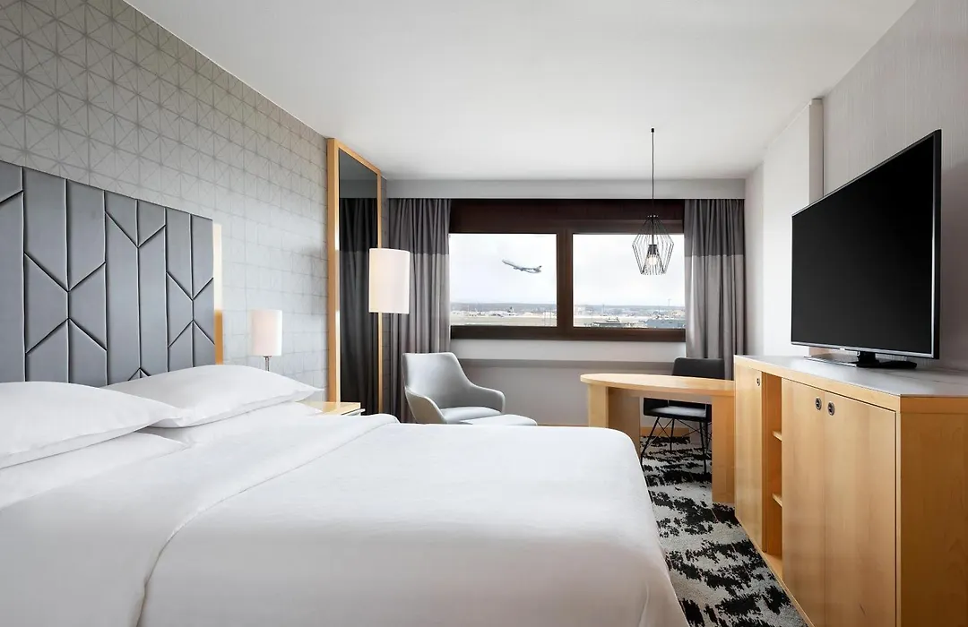Sheraton Frankfurt Airport Hotel & Conference Center-1