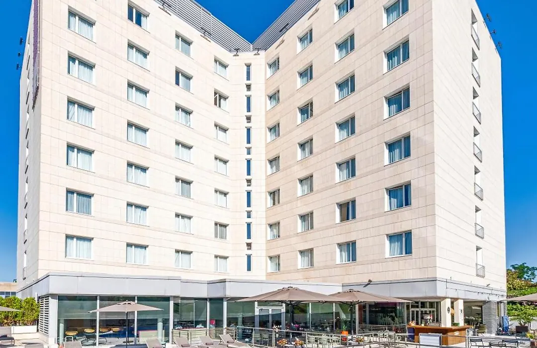 Ibis Styles Barcelona Sant Joan Despi-1
