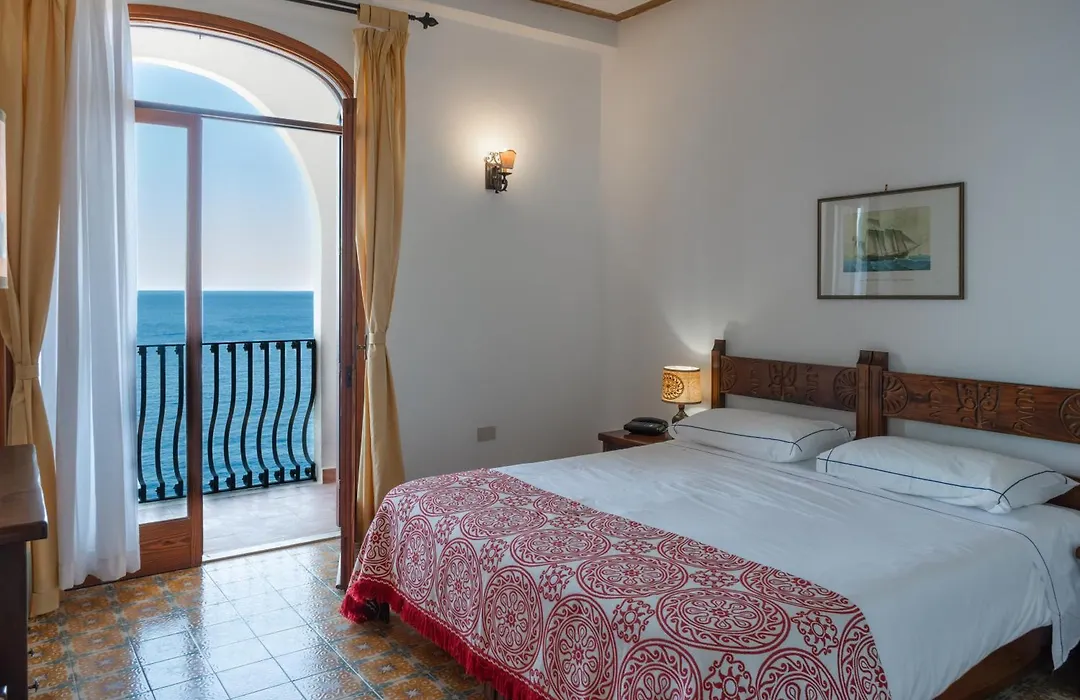 Hotel Carasco-1
