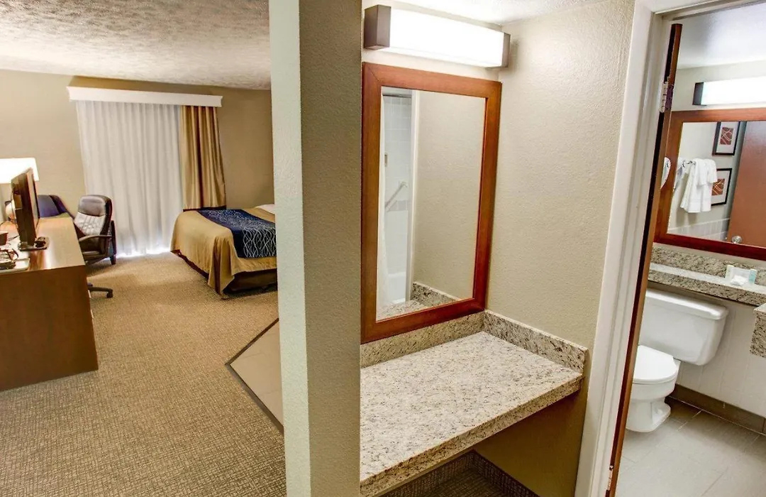 Comfort Inn Conference Center Pittsburgh Penn Hills-1