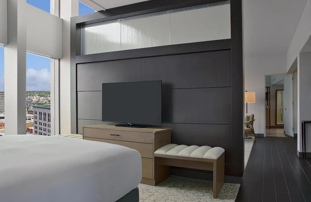 Doubletree By Hilton Hotel Cedar Rapids Convention Complex-1