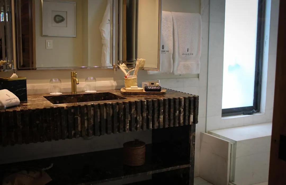 Hippodrome Hotel (Adults Only)-1