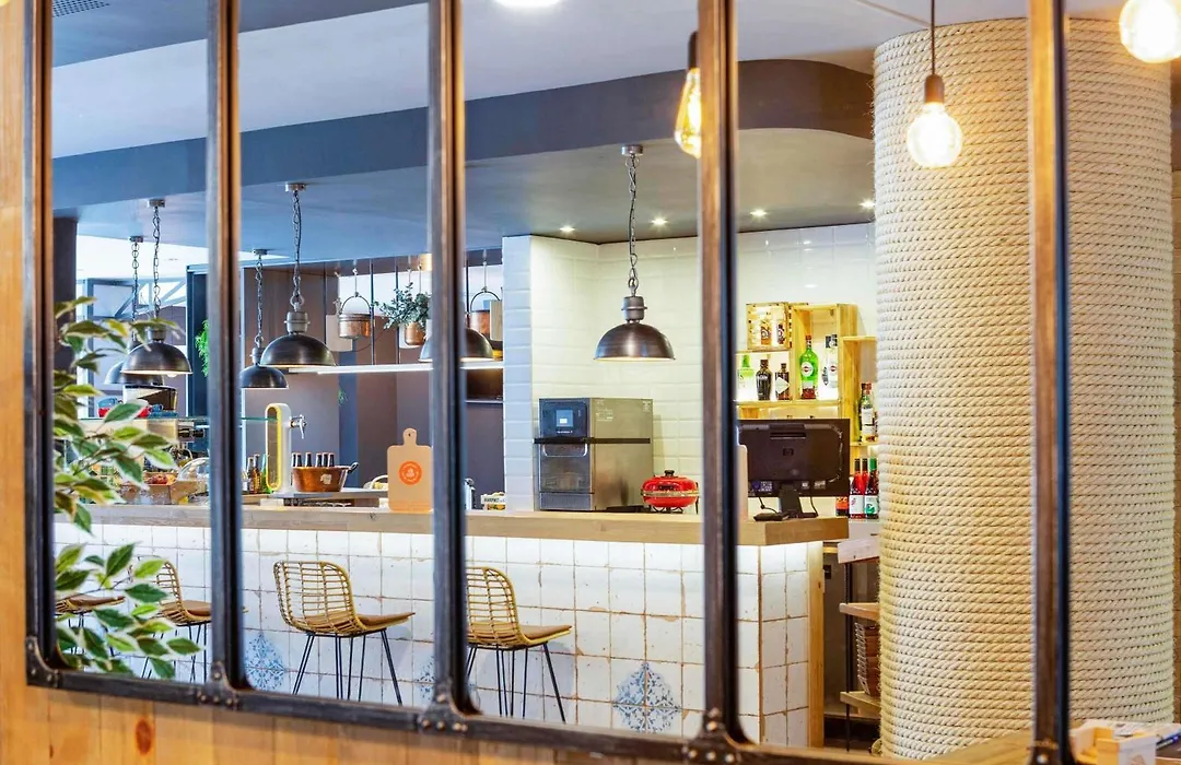 Ibis Budget Oviedo-1