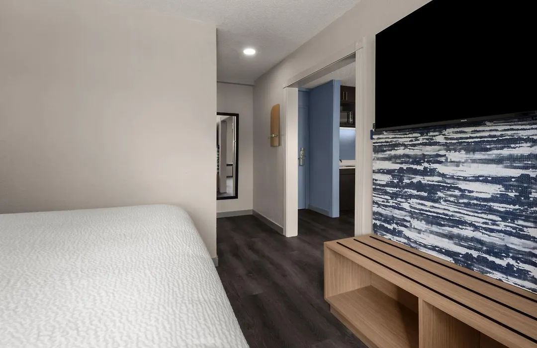 Garner Hotel Greenville East By Ihg-1