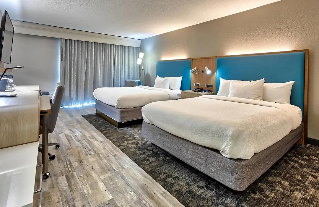 Country Inn & Suites By Radisson, Hampton Coliseum-1