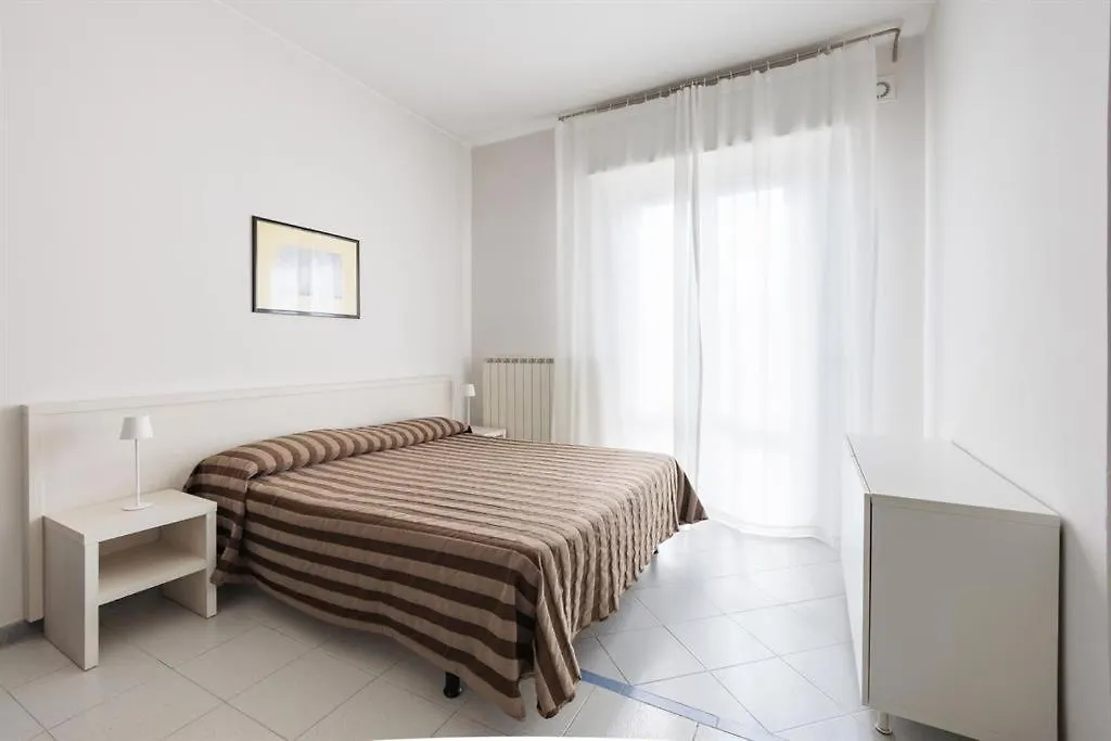 Hotel Residence Mediterraneo-1