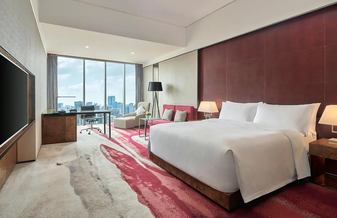 Hilton Guangzhou Tianhe: Canton Fair Shuttle & Registration-1