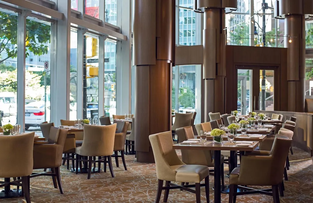Vancouver Marriott Pinnacle Downtown Hotel-1