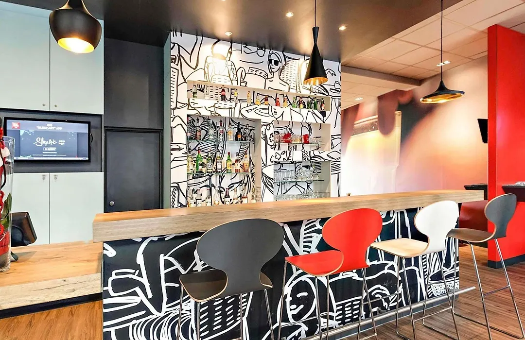 Ibis Agen Centre - Rénové en 2026-1