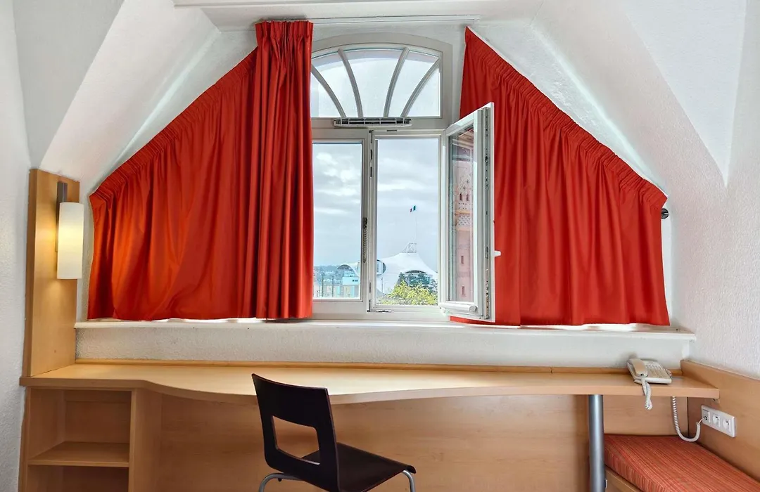Ibis Metz Centre Gare-1