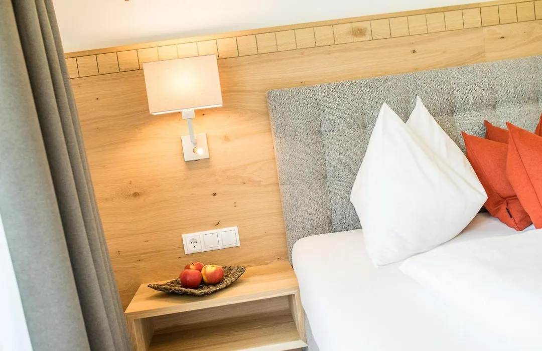 Alpin Hotel Sonnblick-1