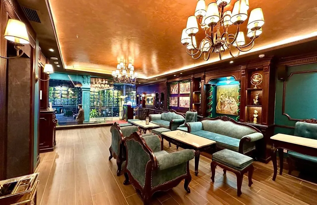 Tulip Hotel 2-1