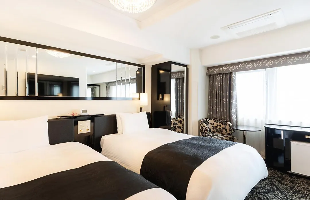 Apa Hotel Shimbashi Toranomon-1