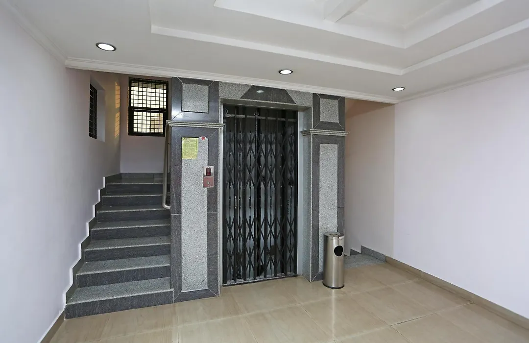 Hotel O Saraswathi Residency Near Sr Nagar Metro Station-1