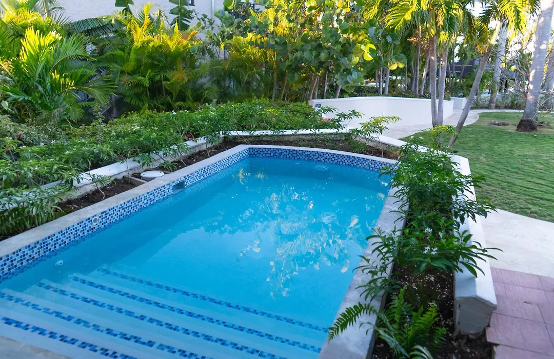 The Cliff Hotel-1