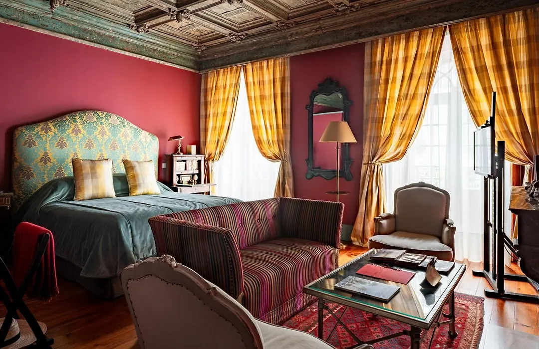 M Maison Particuliere Porto-1