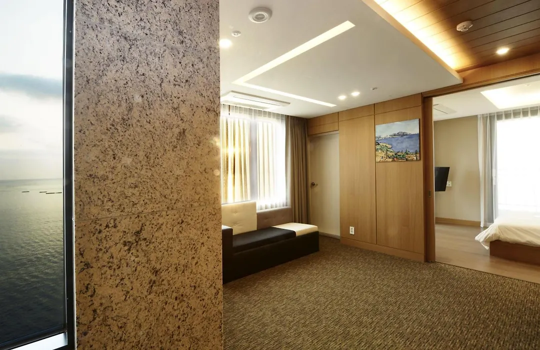 Ramada By Wyndham Gangwon Sokcho-1