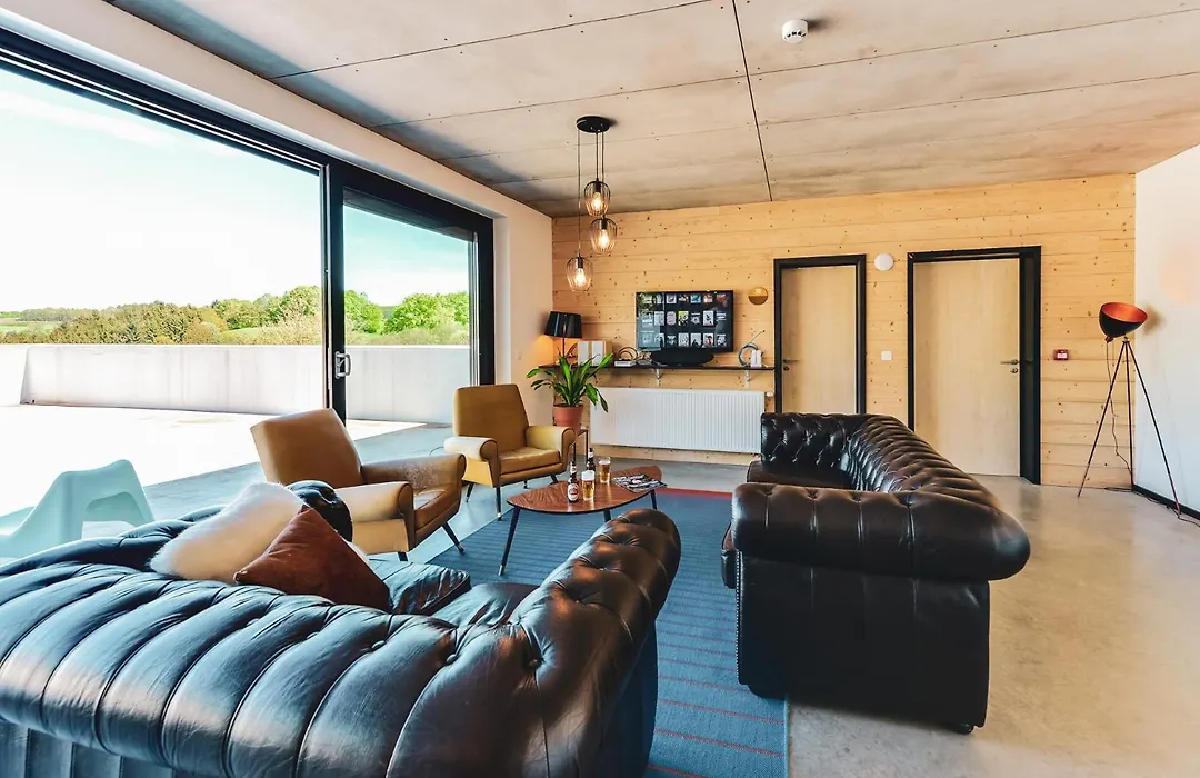 Daft Hotel&Glamping-1