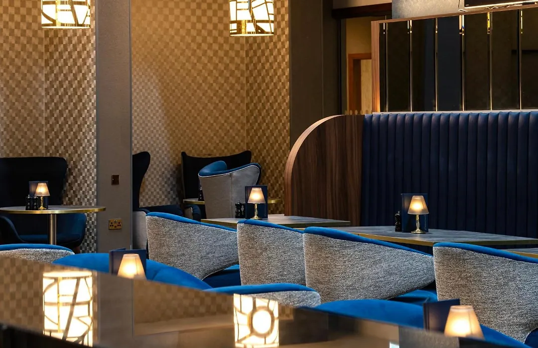 Crowne Plaza London Heathrow T4 By Ihg-1