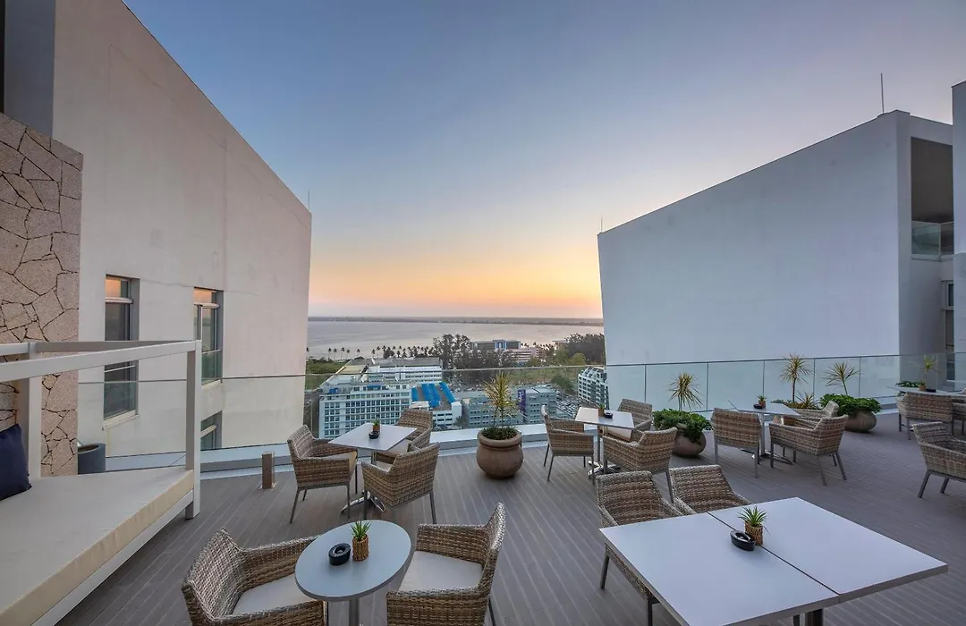 Melia Maputo Sky-1