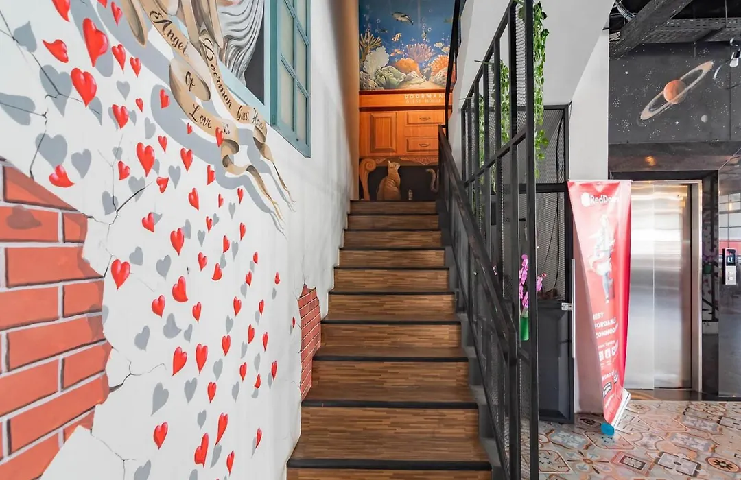 Reddoorz Plus @ Doorman Guest House-1