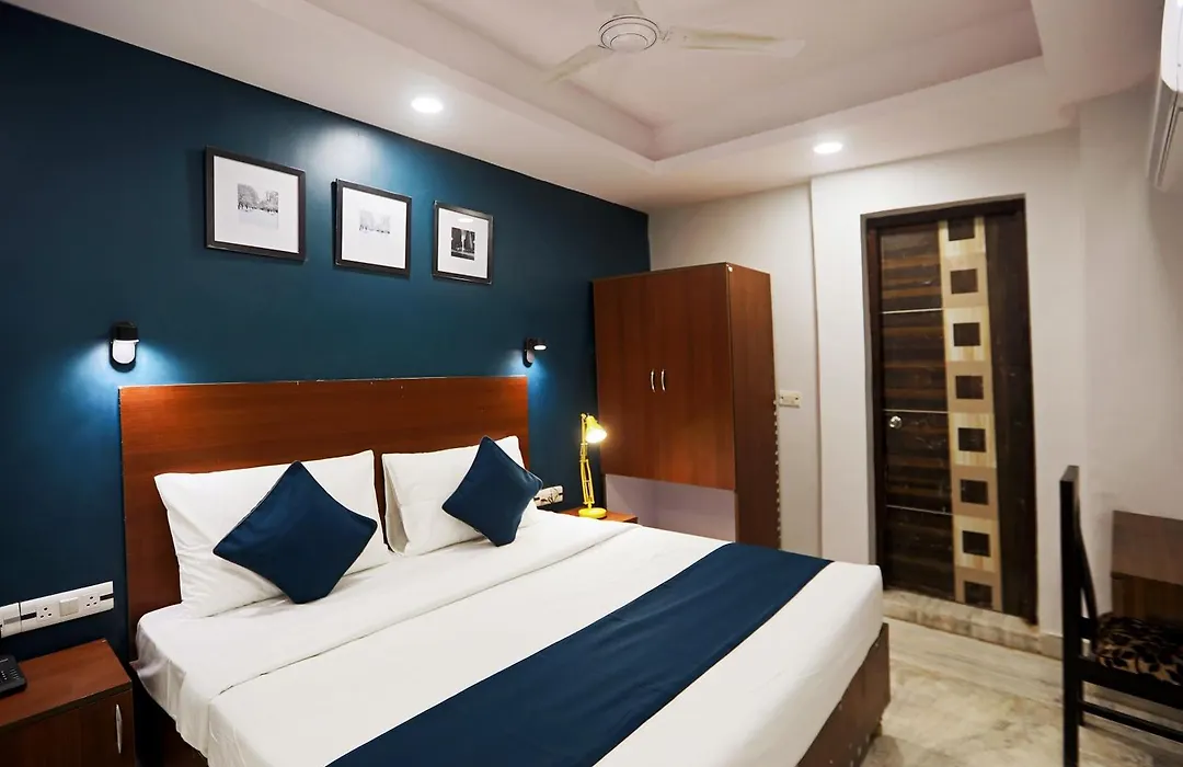 Hotel Silverkey Near Lic Building Main Rd Khoda Next To Shyam Oil-1