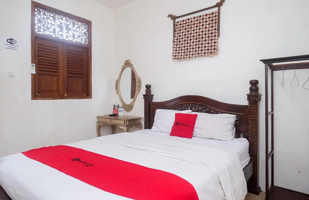 Reddoorz Syariah Near Wijilan 2 Yogyakarta-1