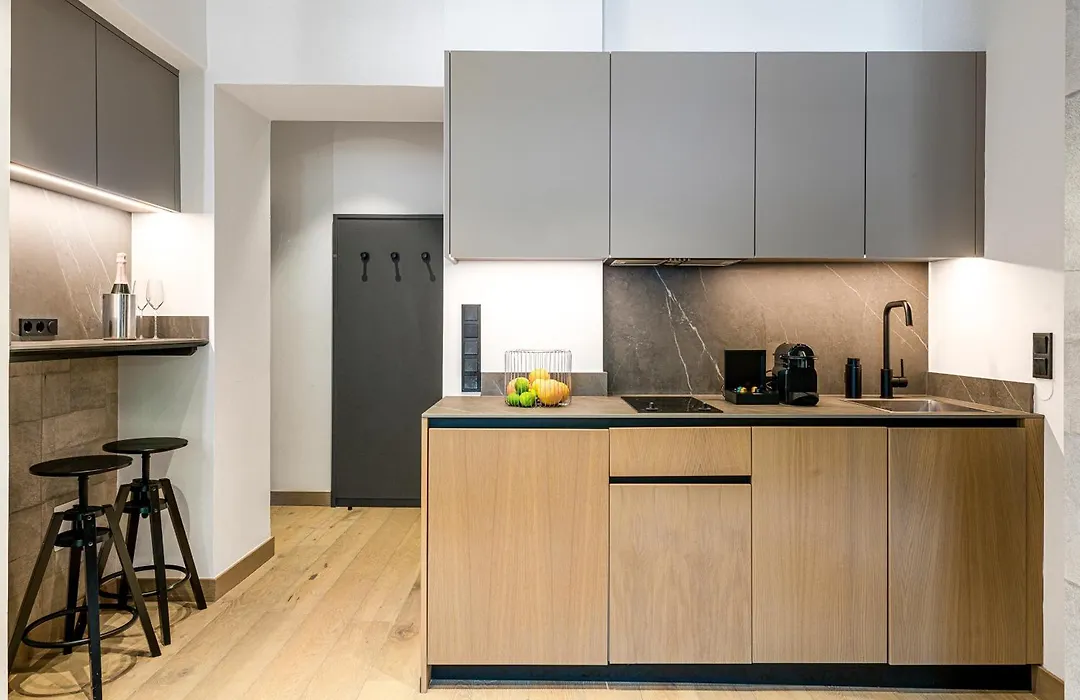 Residenz Boutique Suites-1