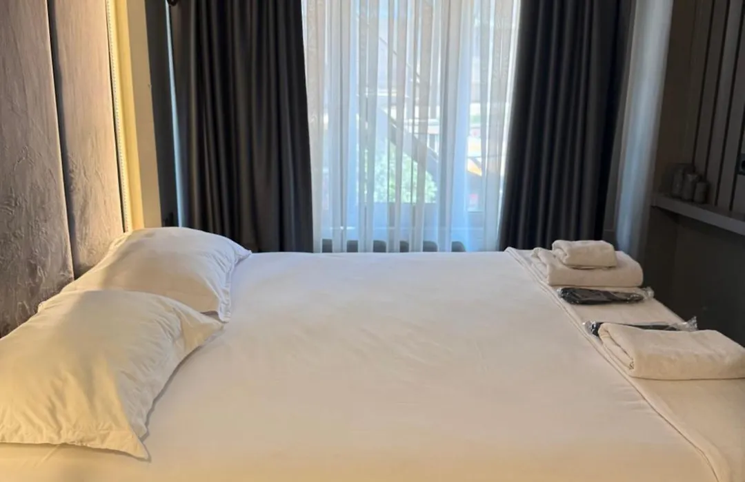 Dilens Bosphorus Hotel-1