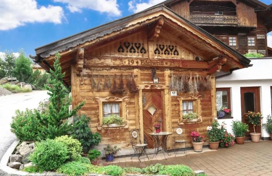 Hotel-Restaurant Edelweiß-1