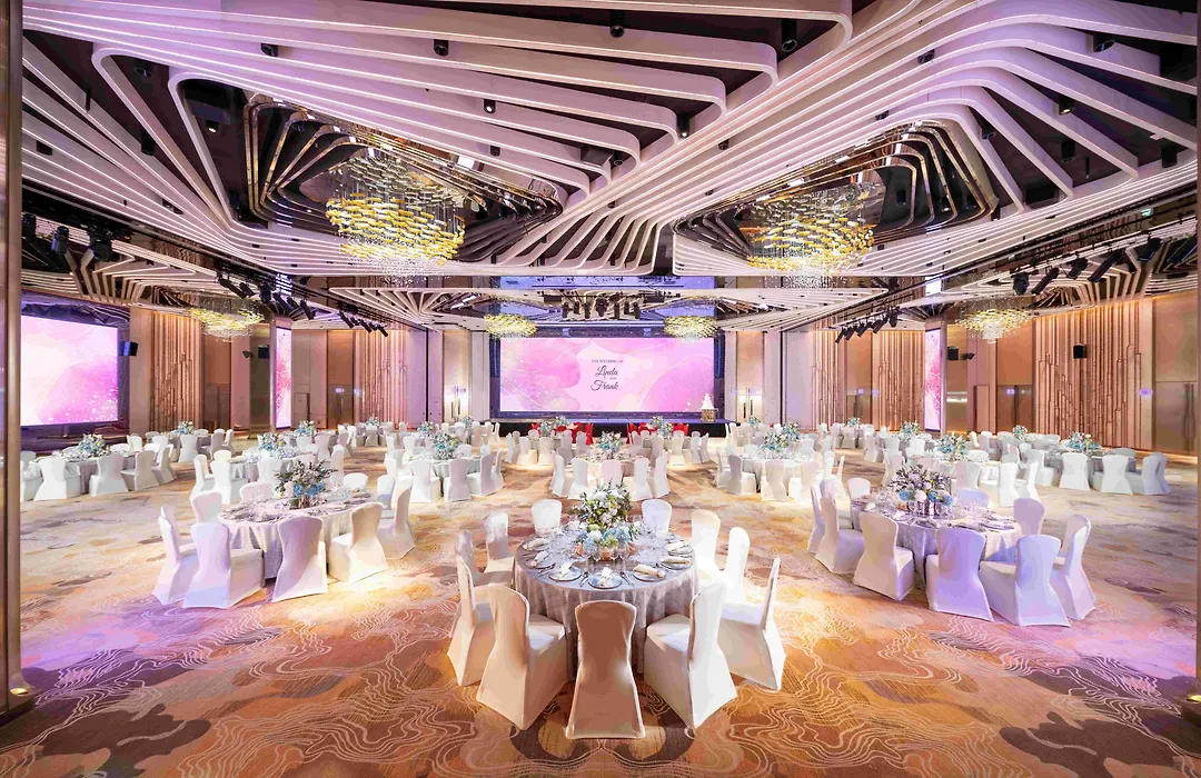 Regala Skycity Hotel By Regal Hotels-1