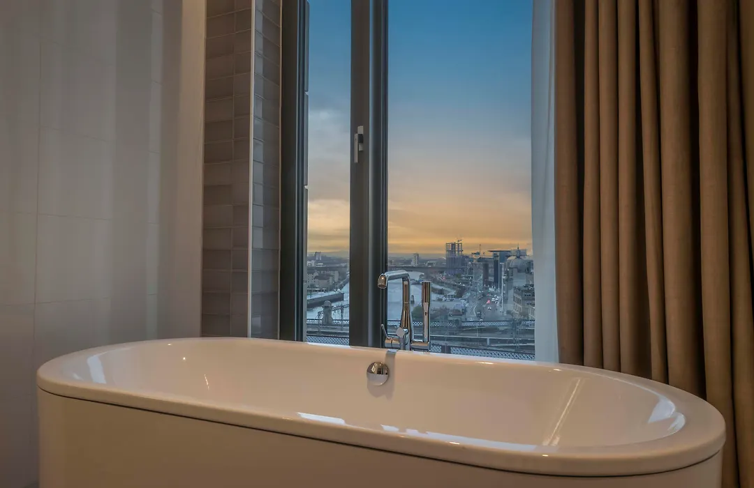 Clayton Hotel Glasgow City-1