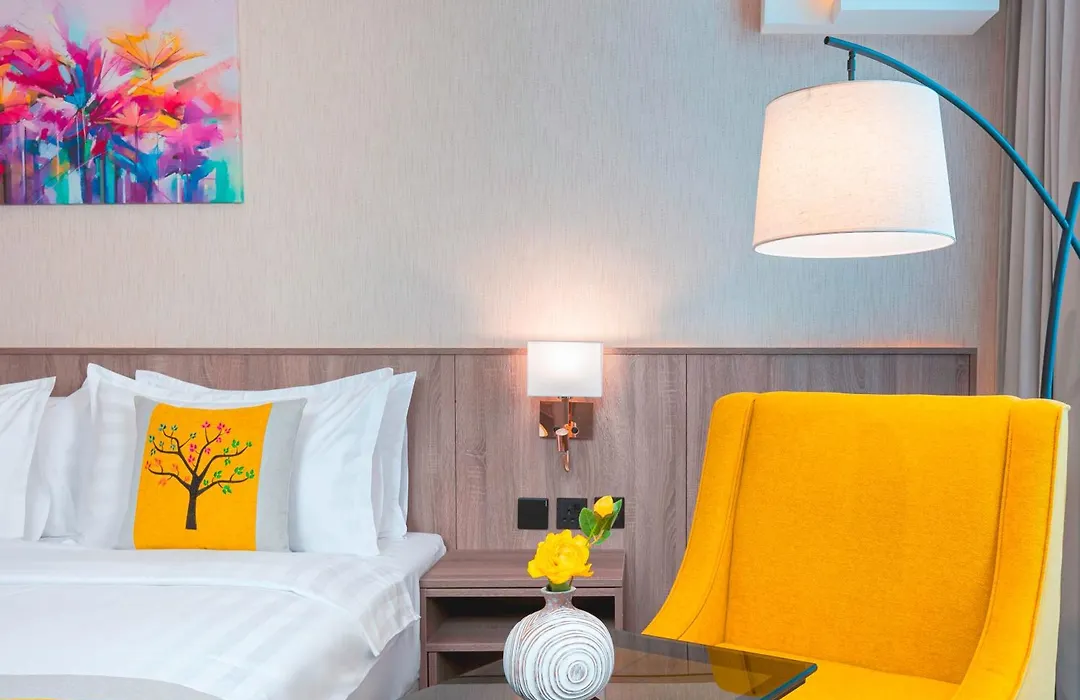 The Seasons Hotel-1