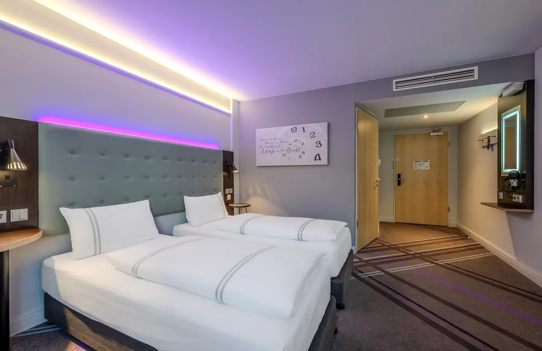 Premier Inn Karlsruhe City Am Wasserturm-1