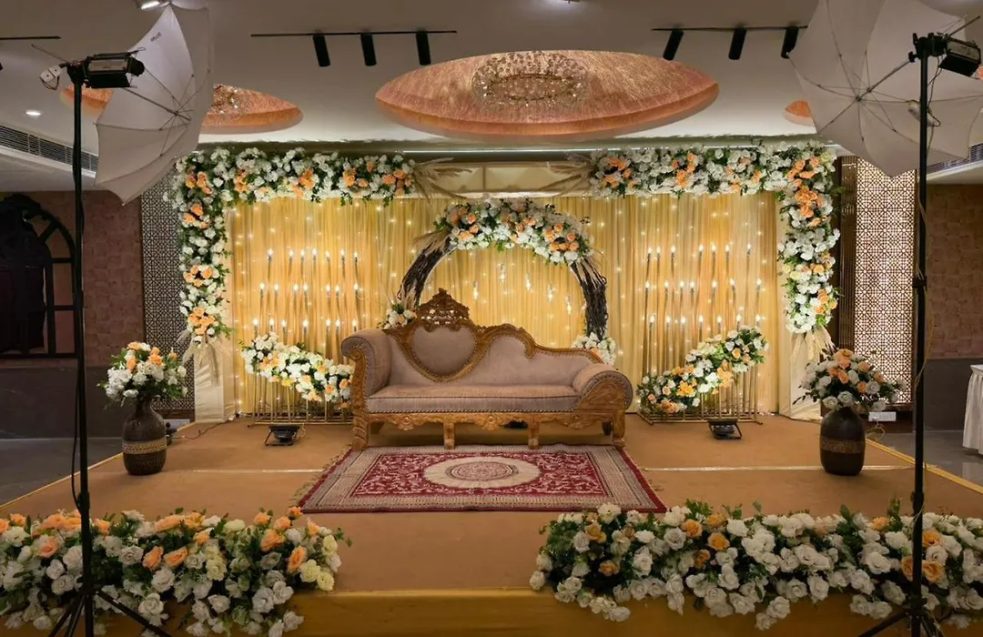 Hotel Cp Palace-1