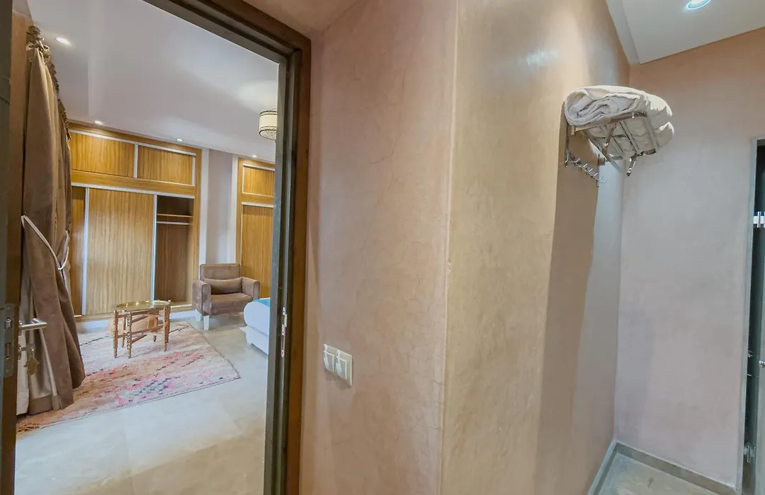 Riad Azia-1