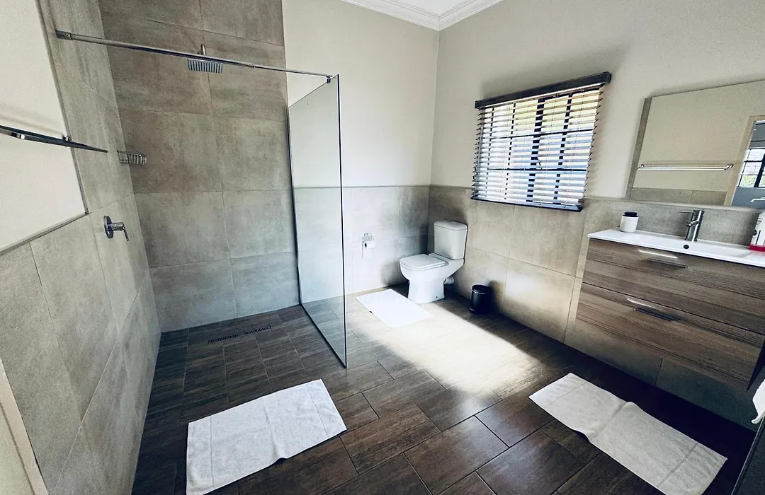 Family Garden Suite - Sleeps 4-1