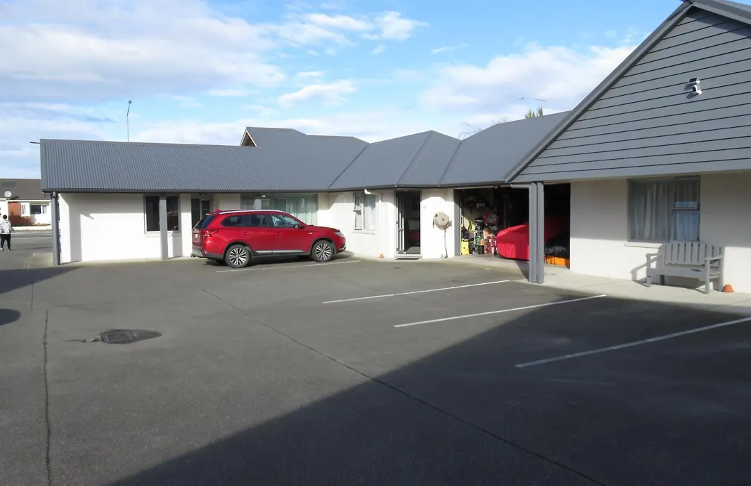 388 Tay Motel-1