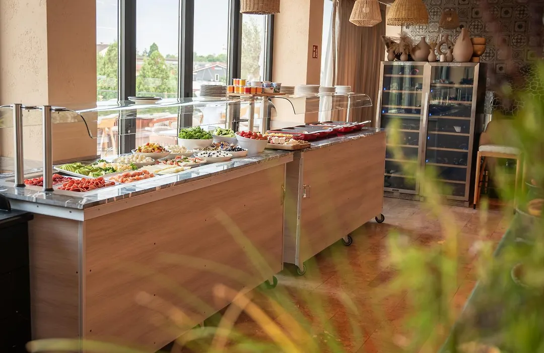 Hayat Sky Hotel Rust-1