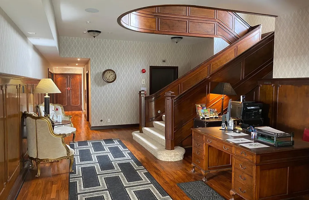 Hackthorne Gardens Luxury Accommodation-1