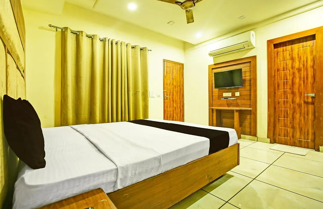 Hotel O Grand Signia-1