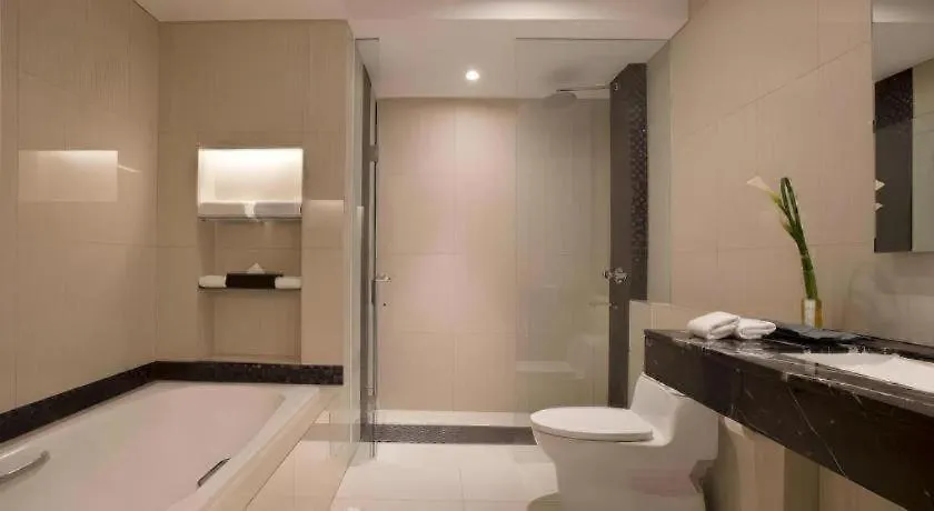Hotel Santika Premiere Kota Harapan Indah-1