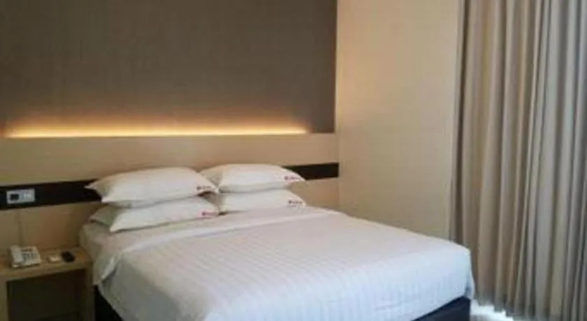 Sumi Hotel Surabaya-1