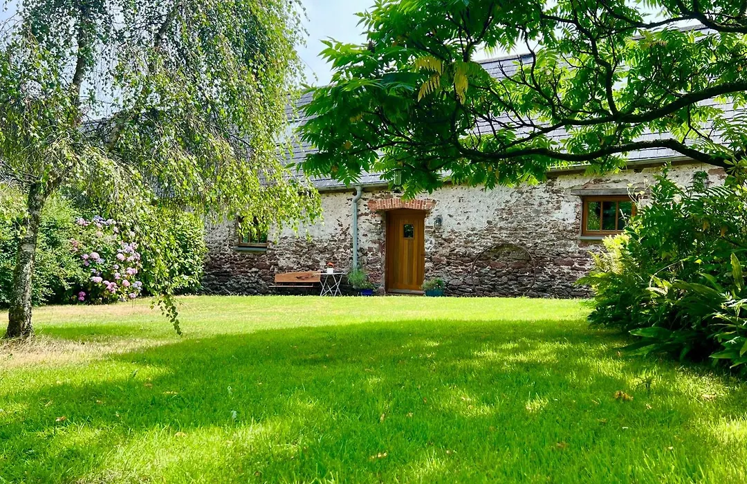 The Old Cowshed - B And B-1