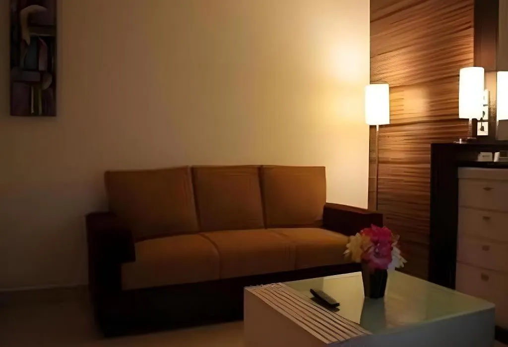 Travello Hotel Manado-1