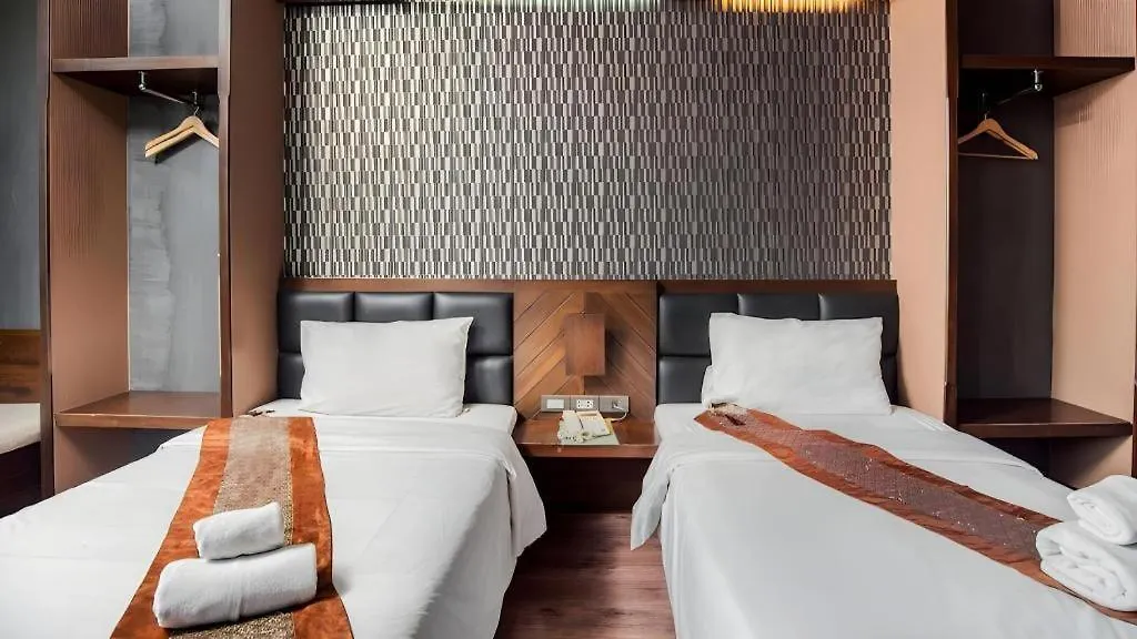 B2 Nimman Premier Hotel-1