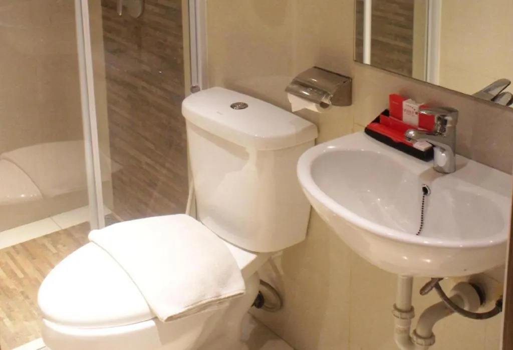 Redstar Hotel Jakarta-1